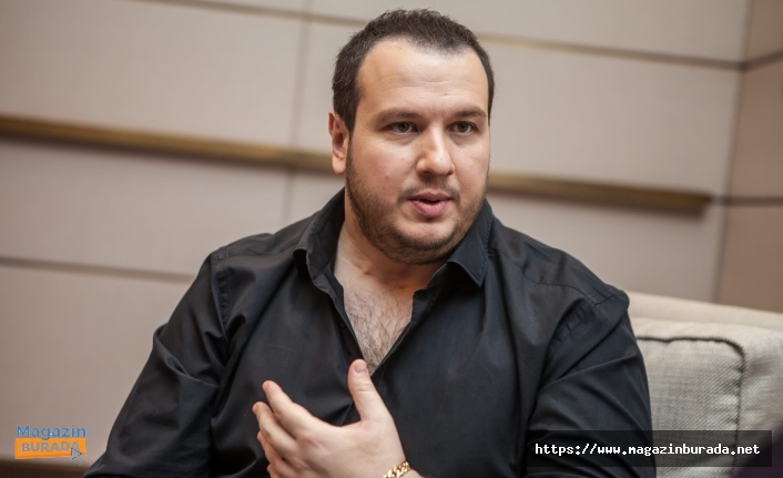 Şahan Gökbakar’dan Atatürk Paylaşımı: ‘Namaz Hayal Bile Edilemezdi’