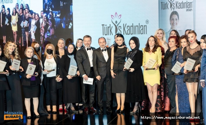 Türk İş Kadınları Plaket Töreni Çırağan Sarayı’nda Gerçekleşti!