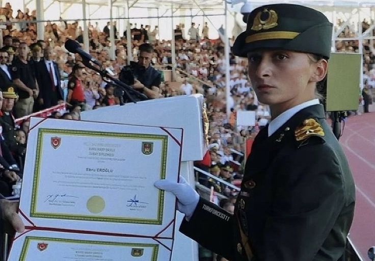Teğmen Ebru Eroğlu: “Ben buradaysam Atatürk’ün sayesinde!”