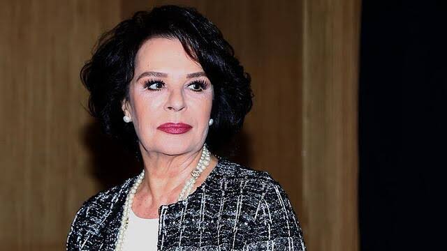 Hülya Koçyiğit isyan etti: Türkiye’de olsa… « Magazin Burada