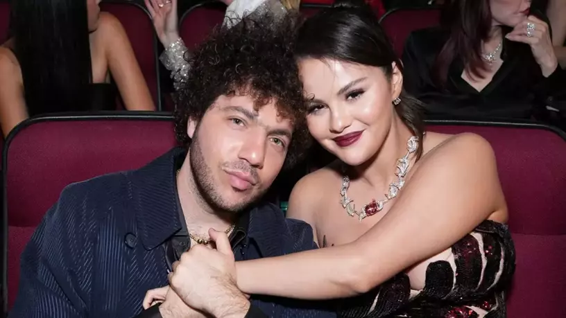 Selena Gomez’den teknede bekarlığa veda partisi!