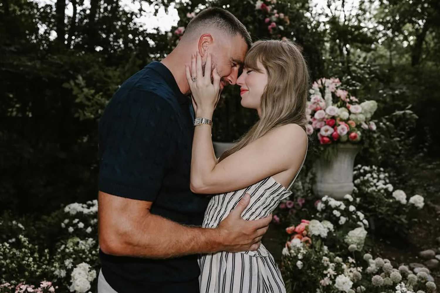 Taylor Swift evlilik teklifinin hikayesini ilk kez anlattı!
