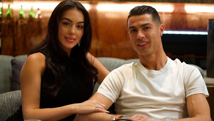 Georgina Rodriguez’in festivale damgasını vuran 5 milyon dolarlık yüzüğü!
