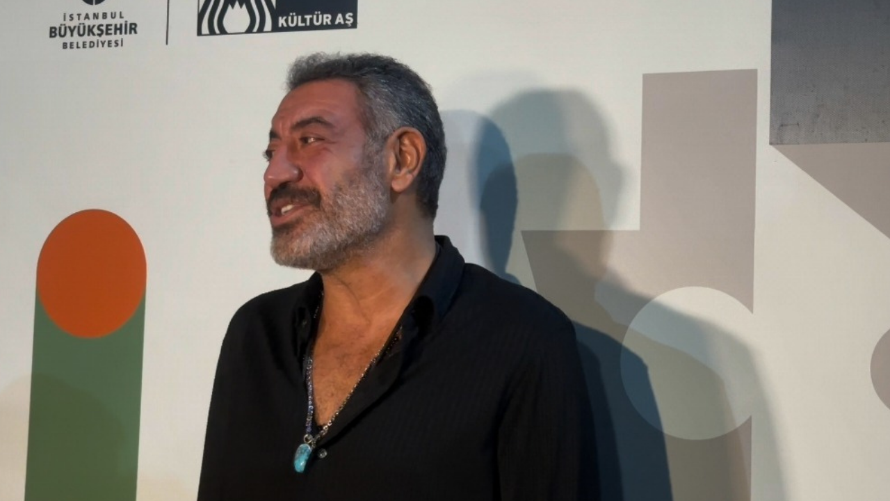 Hakan Altun’dan kaçamak aşk cevapları!
