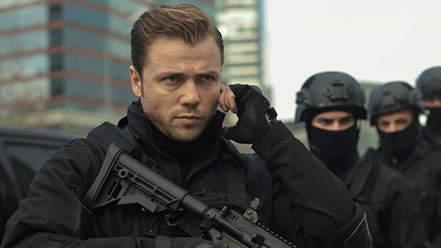 Teşkilat ve Bereketli Topraklar rekabetine Tolga Sarıtaş’tan yanıt!